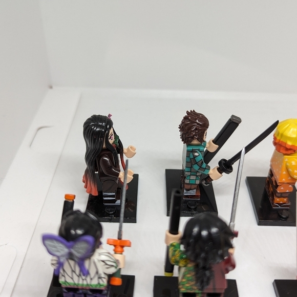 8 Minifigures- Demon Slayer Anime Building Block Toy Collectors Action Figures - Picture 7 of 9